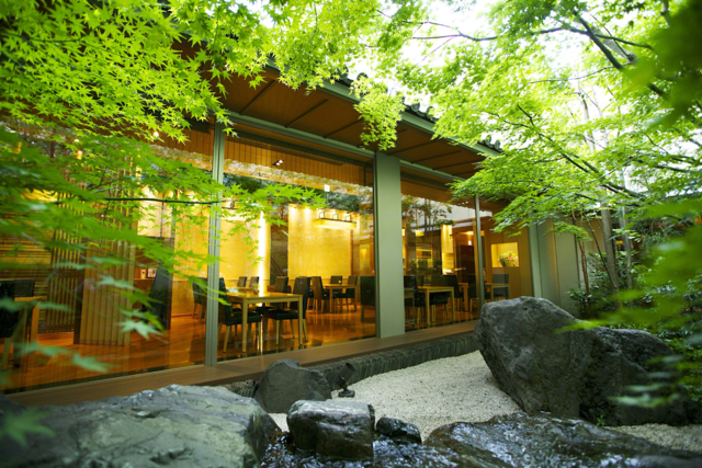 【庭のホテル 東京】庭のゆかた会 ～ゆかたで楽しむ夏の「粋な和」のひととき～