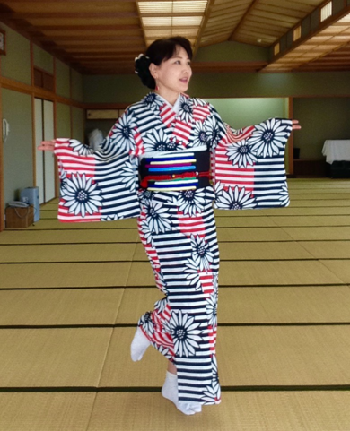 Yayoi Kano 着物デザイナー